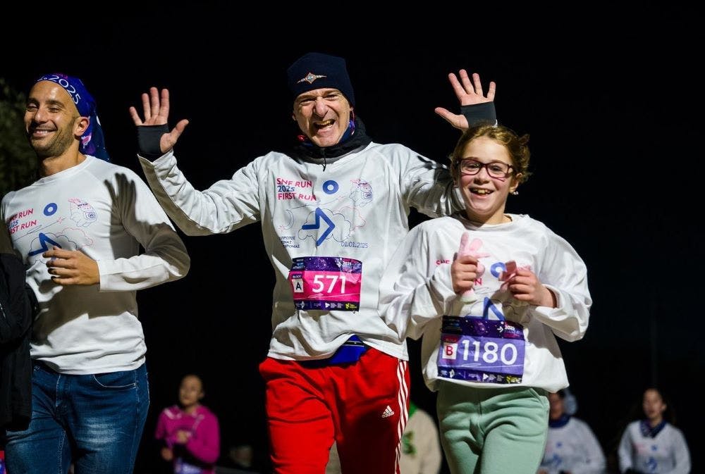 SNF RUN: 2025 FIRST RUN: Περισσότεροι από 750 άνθρωποι άλλαξαν το χρόνο τρέχοντας runbeat.gr